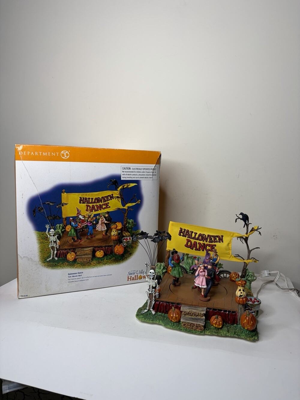 Dept 56 HALLOWEEN DANCE Musical Snow Village #56.55189 Vintage NOT WORKING